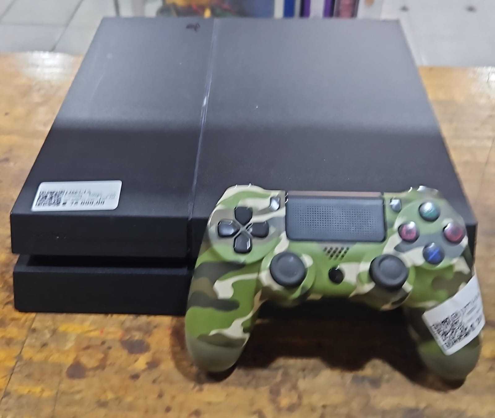Precio 75 000,00 sony ps4 fat Consola 500gb con sus cables