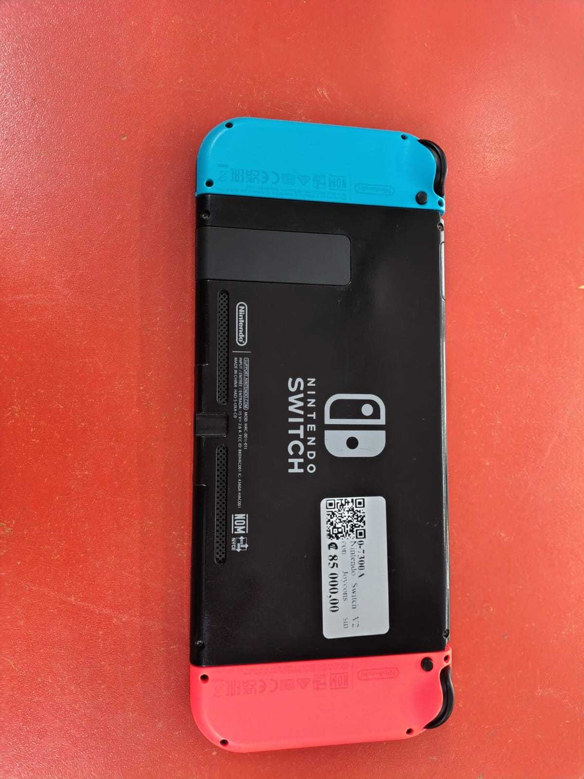 Precio 85 000,00 nintendo swtich v2 Nintendo Switch V2 con Joycons sin cargador