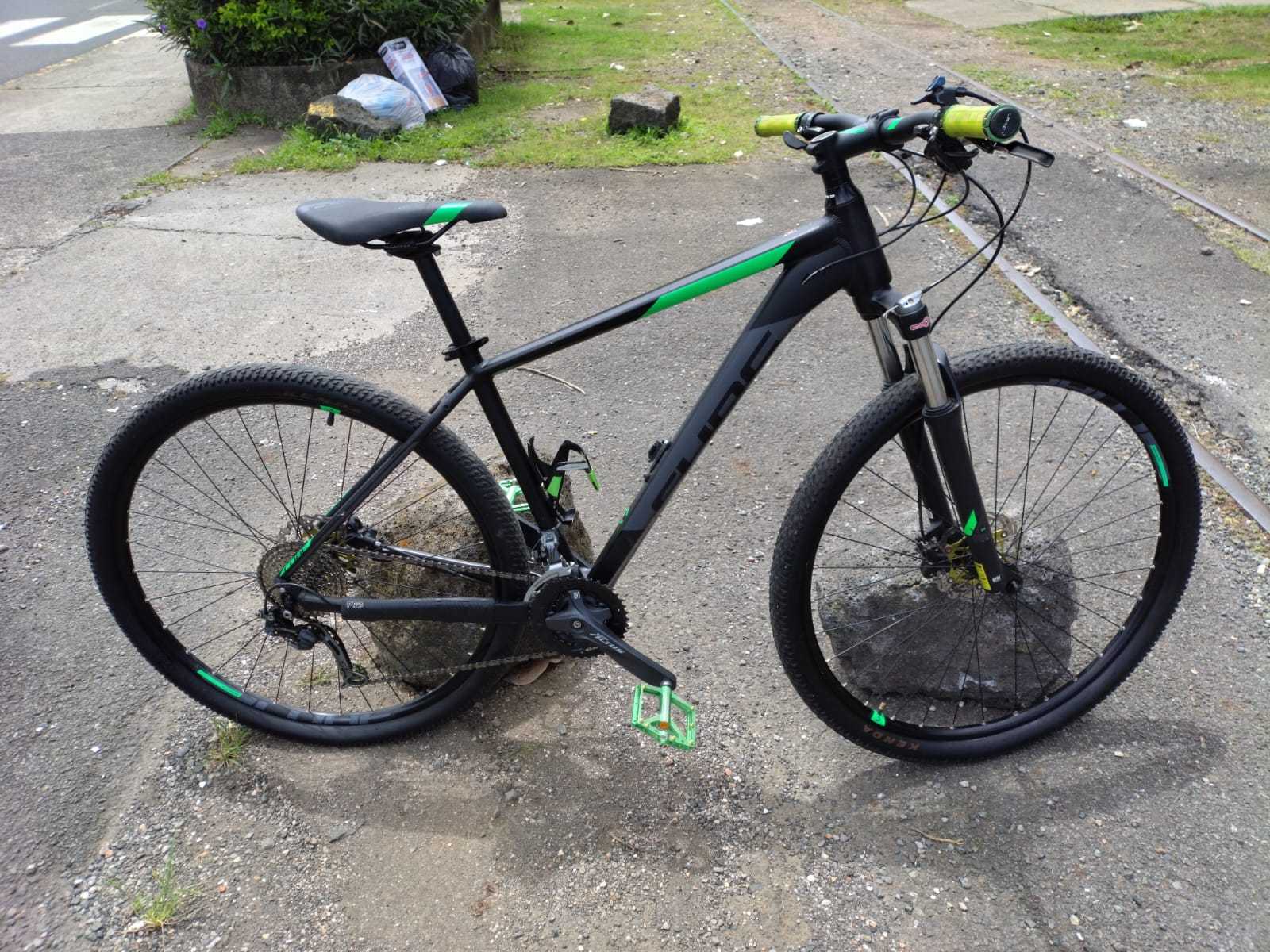 Precio 220 000,00 cube aim sl Bicicleta 29 CUBE AIM SL  3x9 con bloqueo de suspension y frenos de disco hidraulicos
