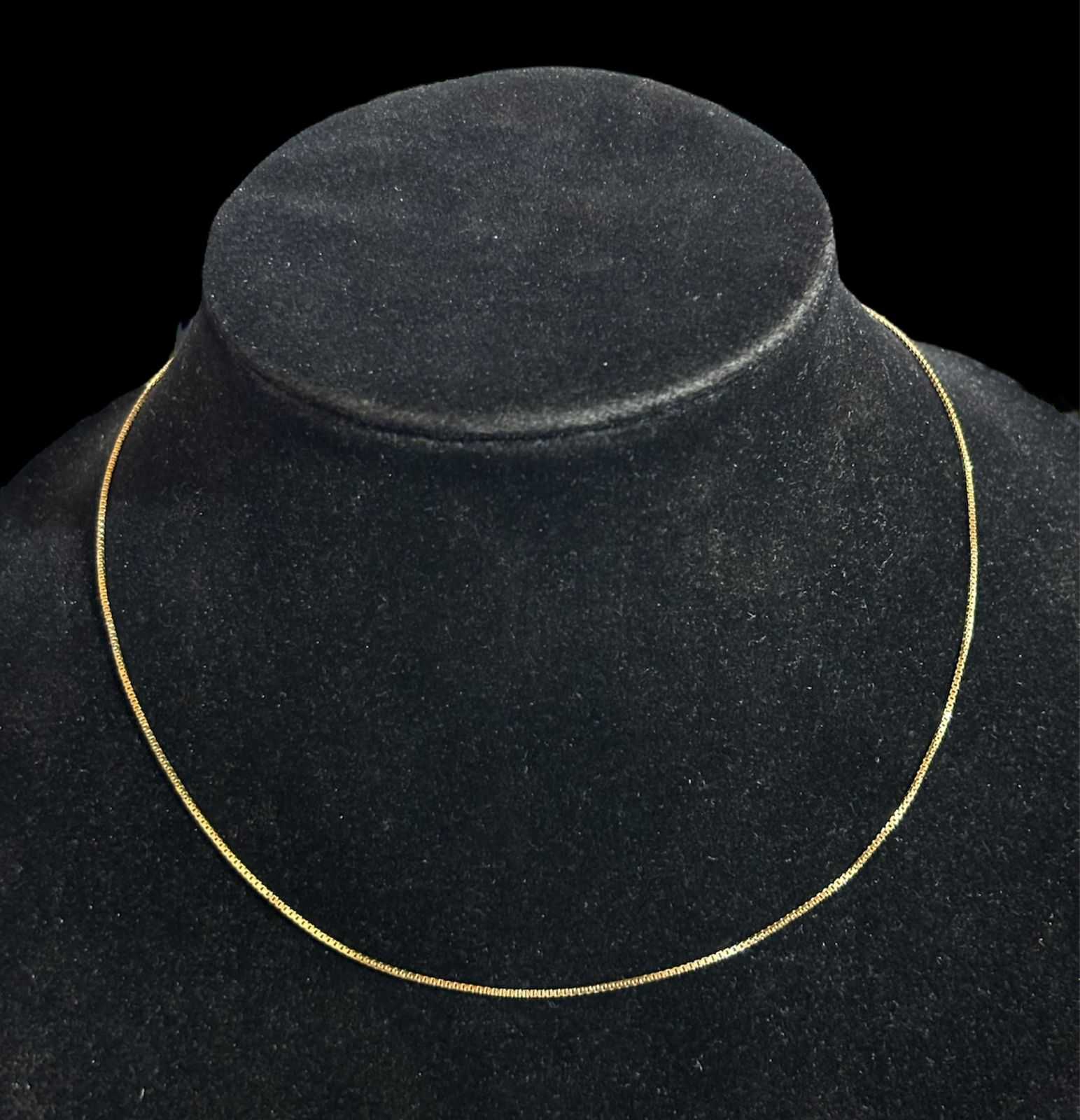 Precio 103 500,00   Cadena delgada 20cm 2.3g 18k