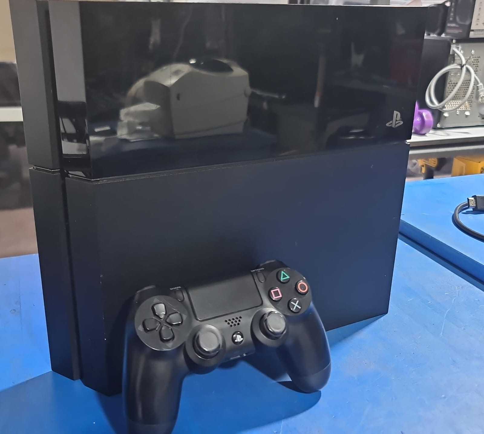 Precio 75 000,00 SONY FAT 500 CONSOLA PS4 FAT 500 GIGAS 1 CONTROL ACCESORIOS