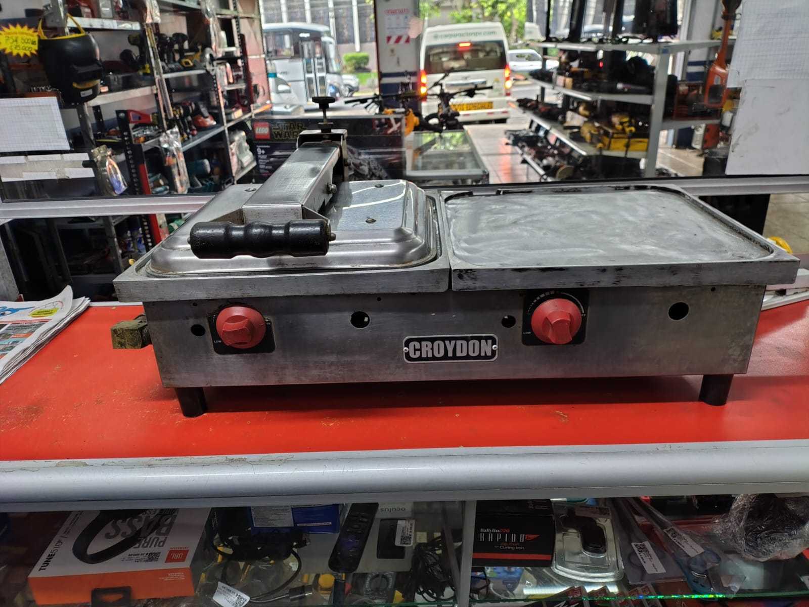 Precio 90 000,00 CROYDON SACG G00001A7 Sandwichera industrial Croydon a gas