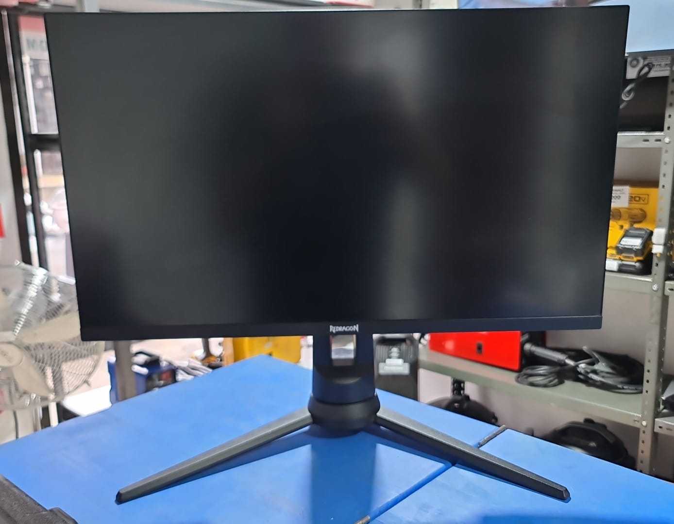 Precio 75 000,00 REDDRAGON GM27X5Q2-L MONITOR 27 PULG HDMI Y DISPLAY PORT  GAMER RESOLUCION 2560X1440 240HZ IPS
