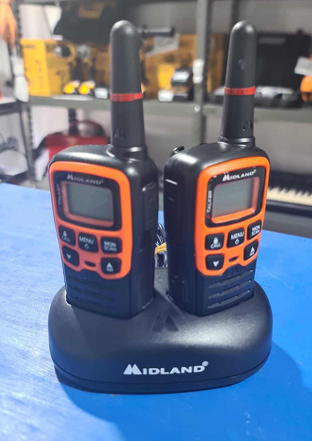 Precio 25 000,00 MIDLAND  RADIOS DE COMUNICACION DOBLE