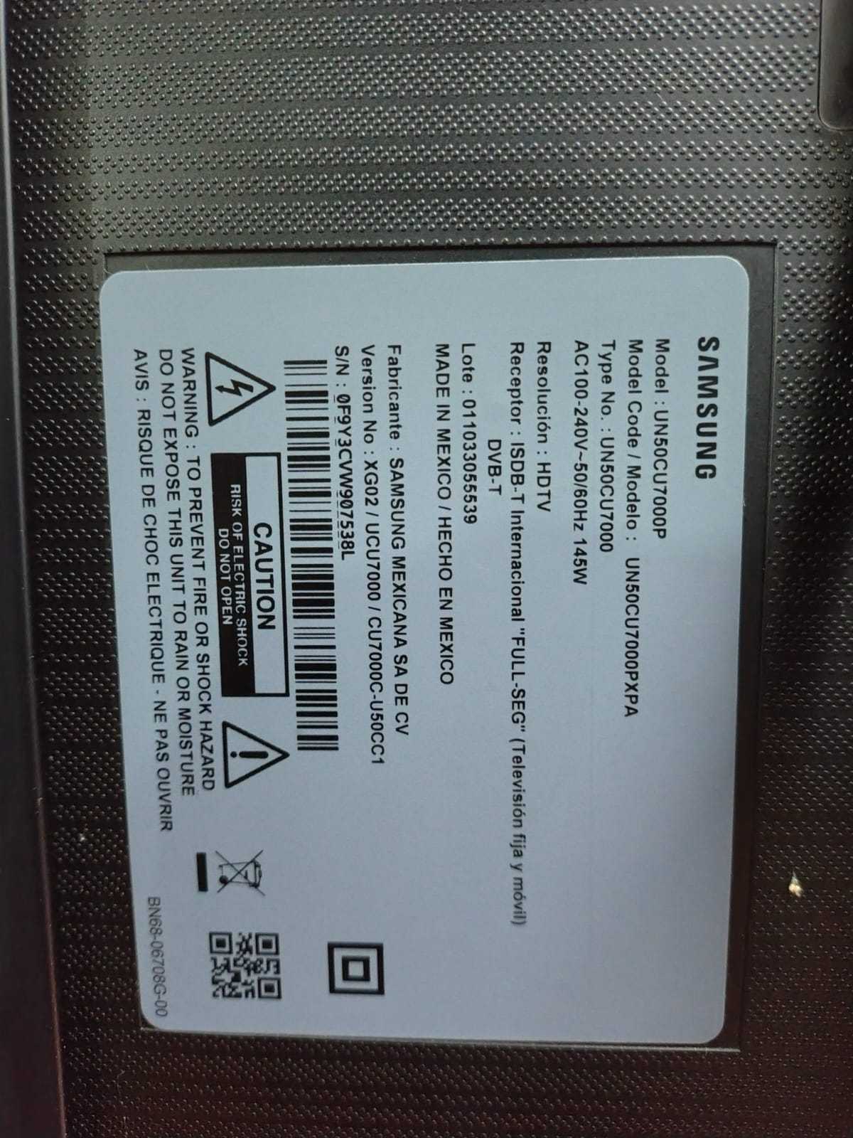 Precio 220 000,00 Samsung un50cu7000pxpa pantalla de 50 pulgadas  con patas y control smart tv