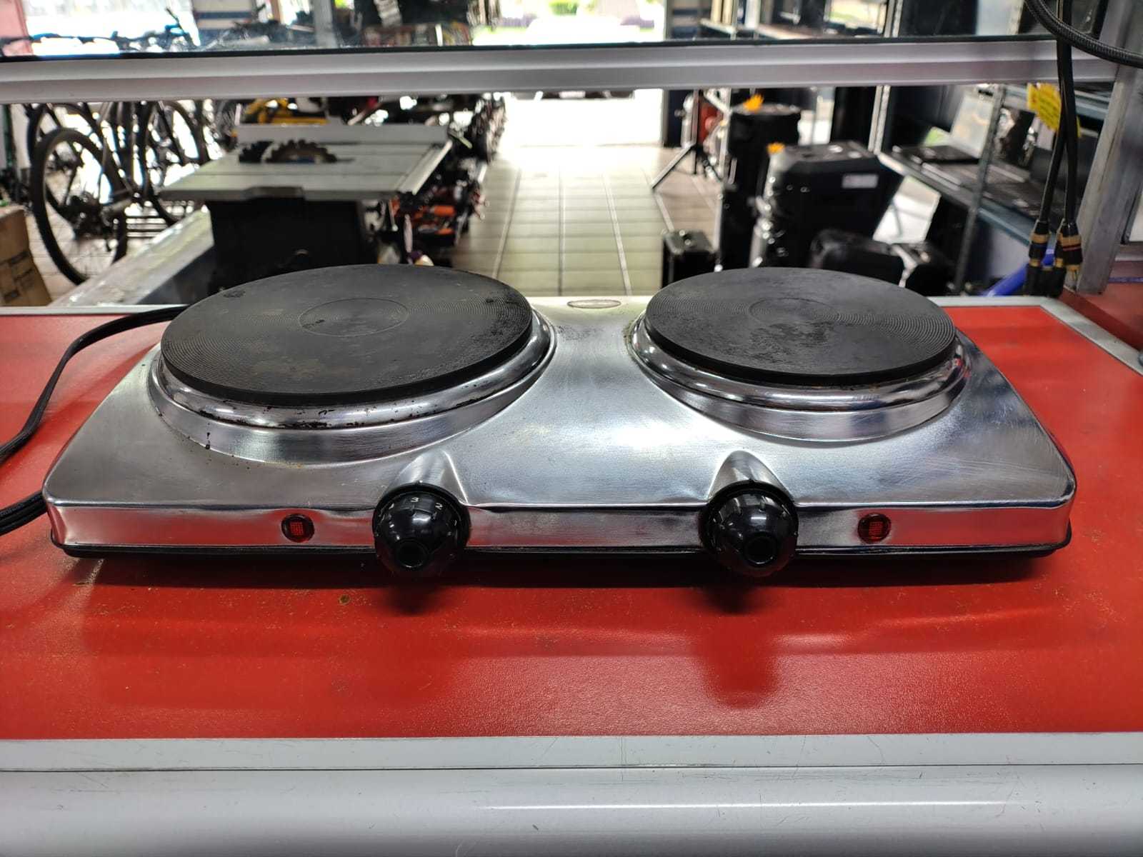 Precio 15 000,00 Brentwood TS-372 Plantilla eléctrica doble Brentwood TS-372 doble 1440w