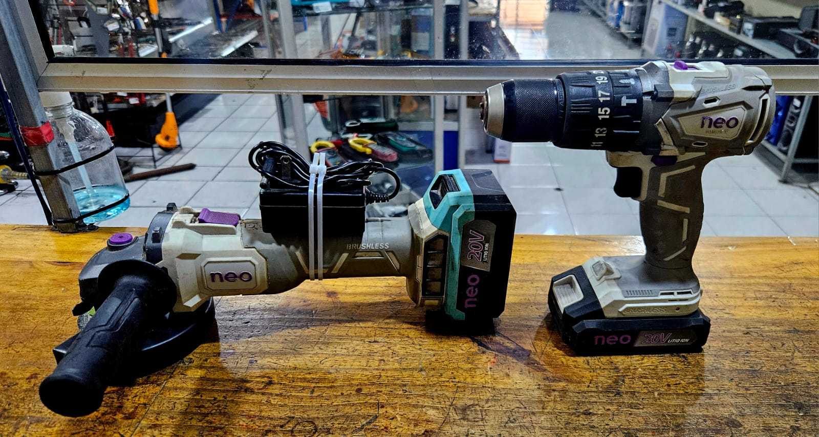 Precio 100 000,00 neo  Kit de Taladro y Esmeriladora inalambricos con 2 baterias  20v y y cargador