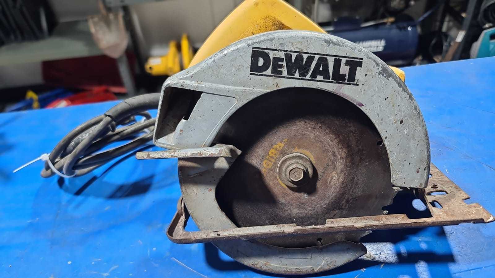 Precio 42 000,00 DEWALT  SIERRA CIRCULAR