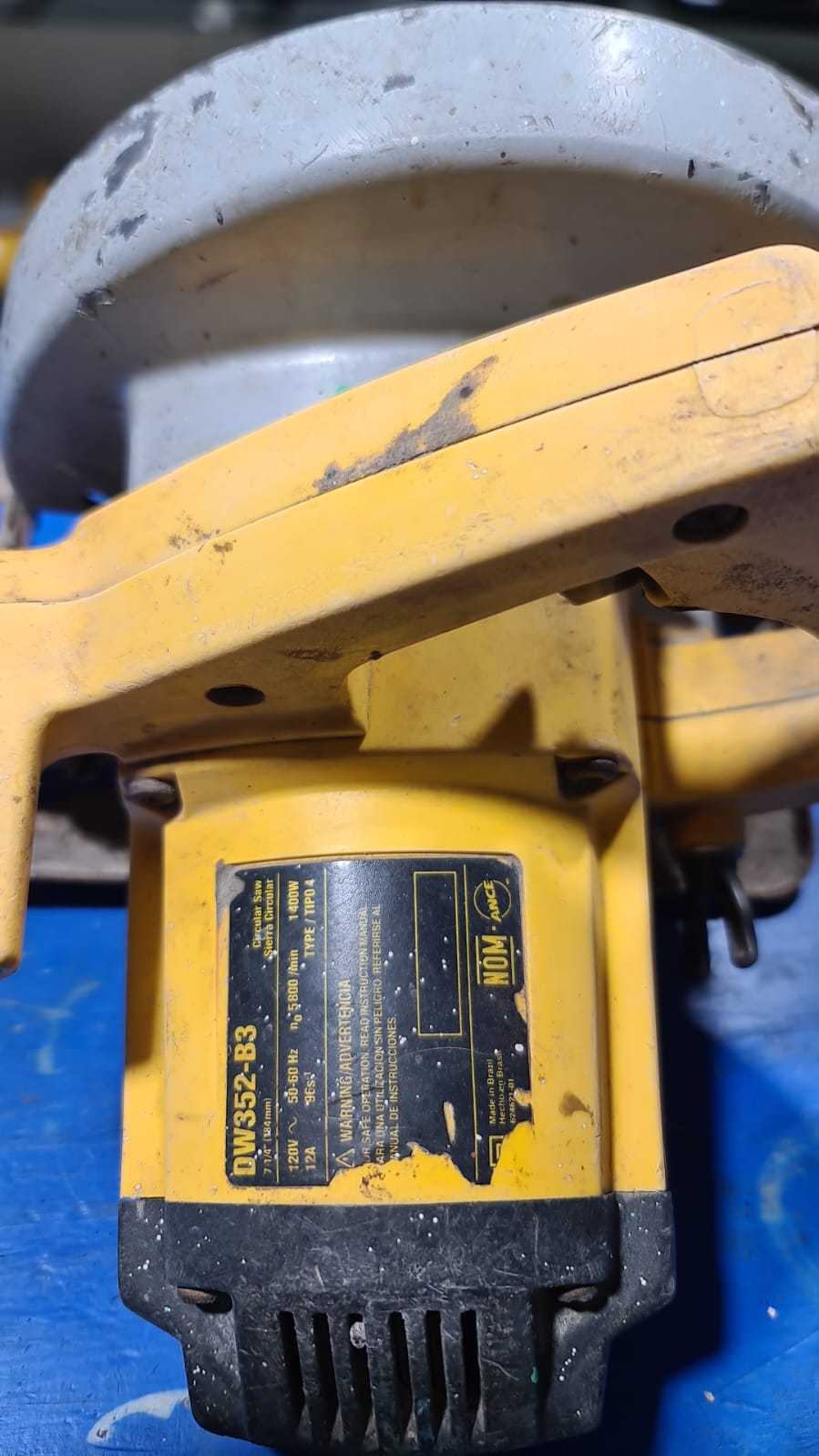 Precio 42 000,00 DEWALT  SIERRA CIRCULAR