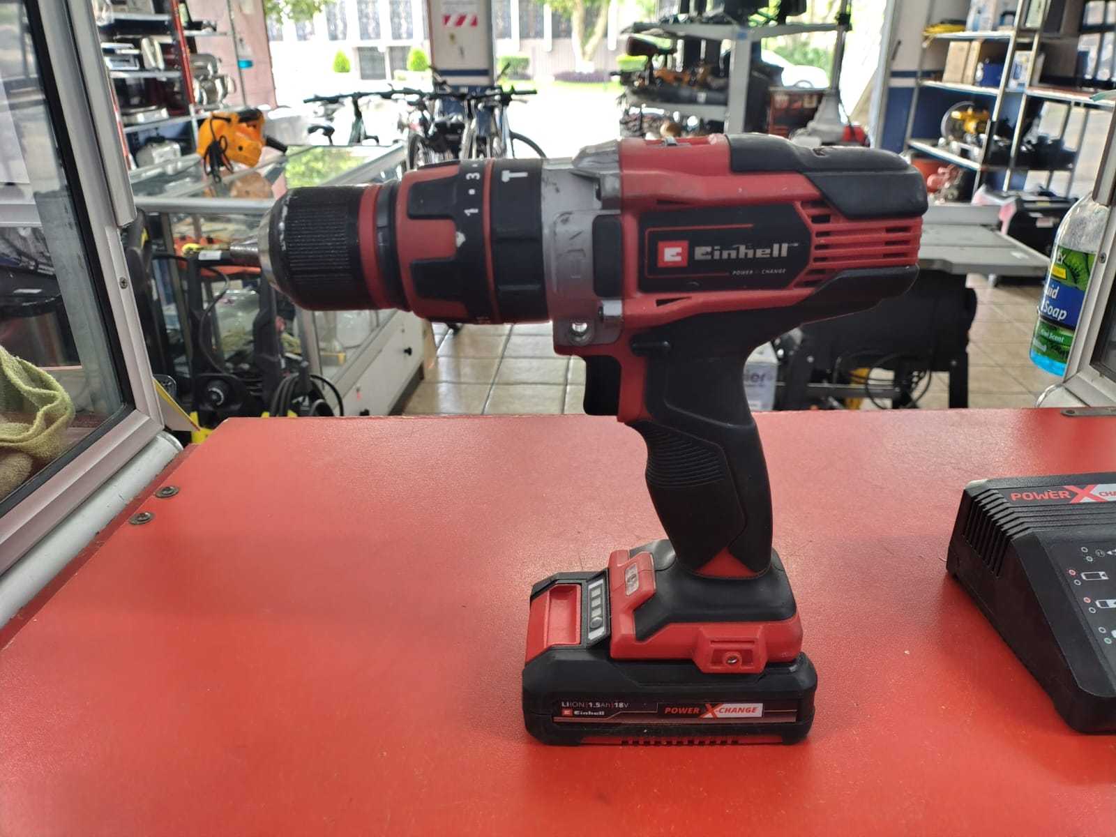 Precio 55 000,00 Einhell TE-CD 1848 Taladro Percutor Inalámbrico 18 V 48 Nm 13 Mm TE-CD 1848 Li-i-Solo Einhel con  cargador y bateria