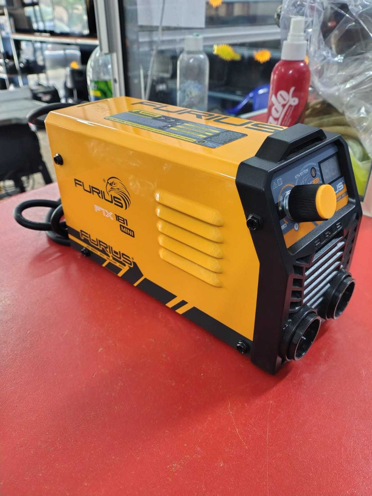 Precio 60 000,00 Furius fx181 mini Inversor Furius de 180Amp FX181 en caja