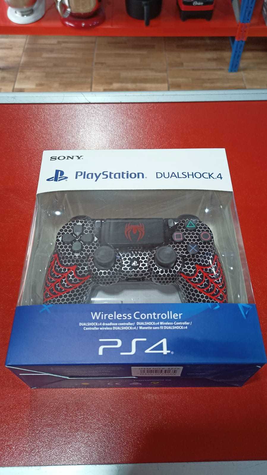 Precio 17 000,00 generico  CONTROL PS4 TRIPLE A