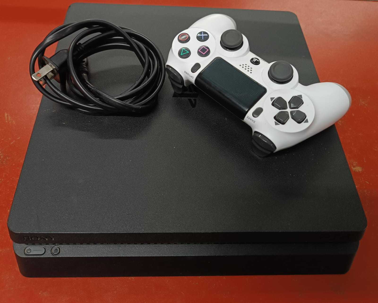 Precio 90 000,00 sony PS4 Consola de 1tb sin control