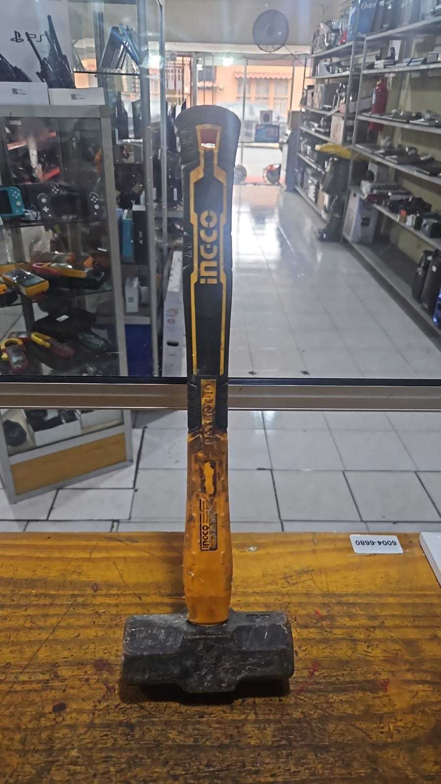 Precio 8 000,00 ingco  Maso acero 4 libras