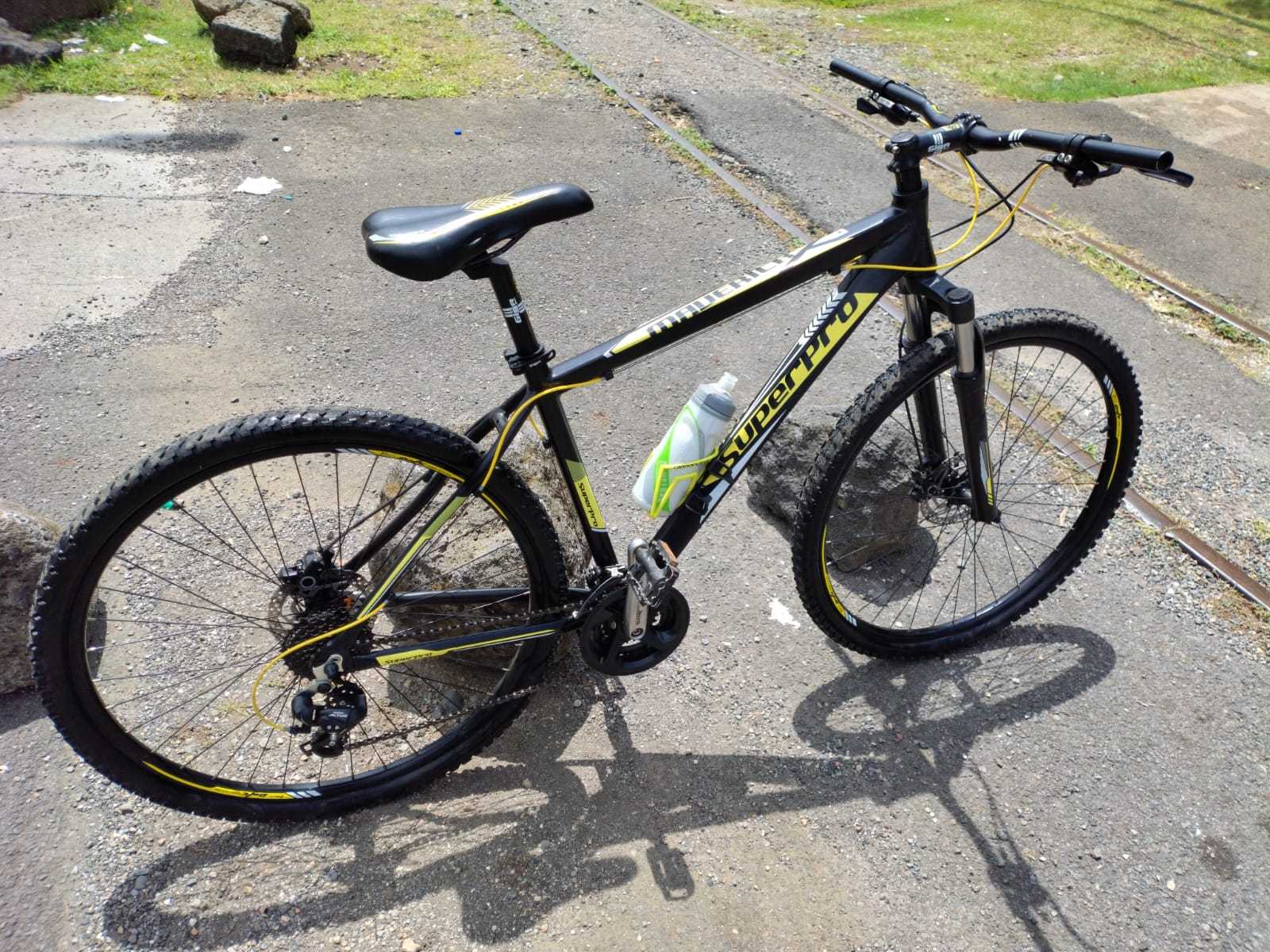 Precio 120 000,00 super pro maverick Bicicleta 29 Super Pro Maverick 3x8 frenos hidraulicos