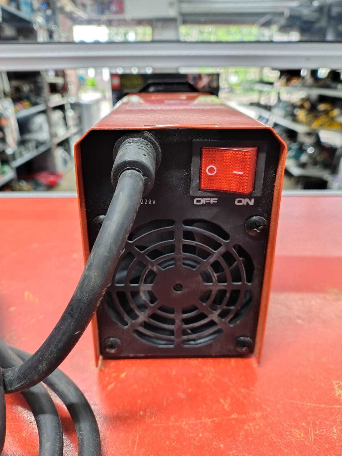 Precio 55 000,00 Weldbull mini180 Inversor Mini Miura 180A Weldbull nueva en caja