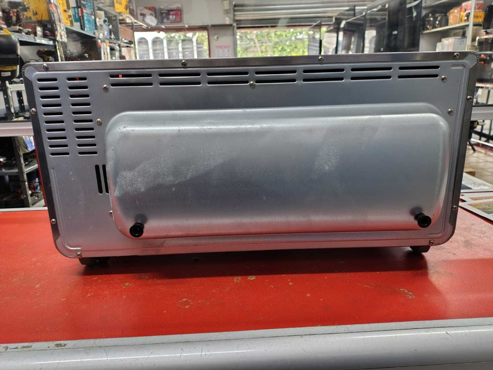 Precio 55 000,00 Black   decker TO3265XSSLA Horno Tostador con función de Freír en caja