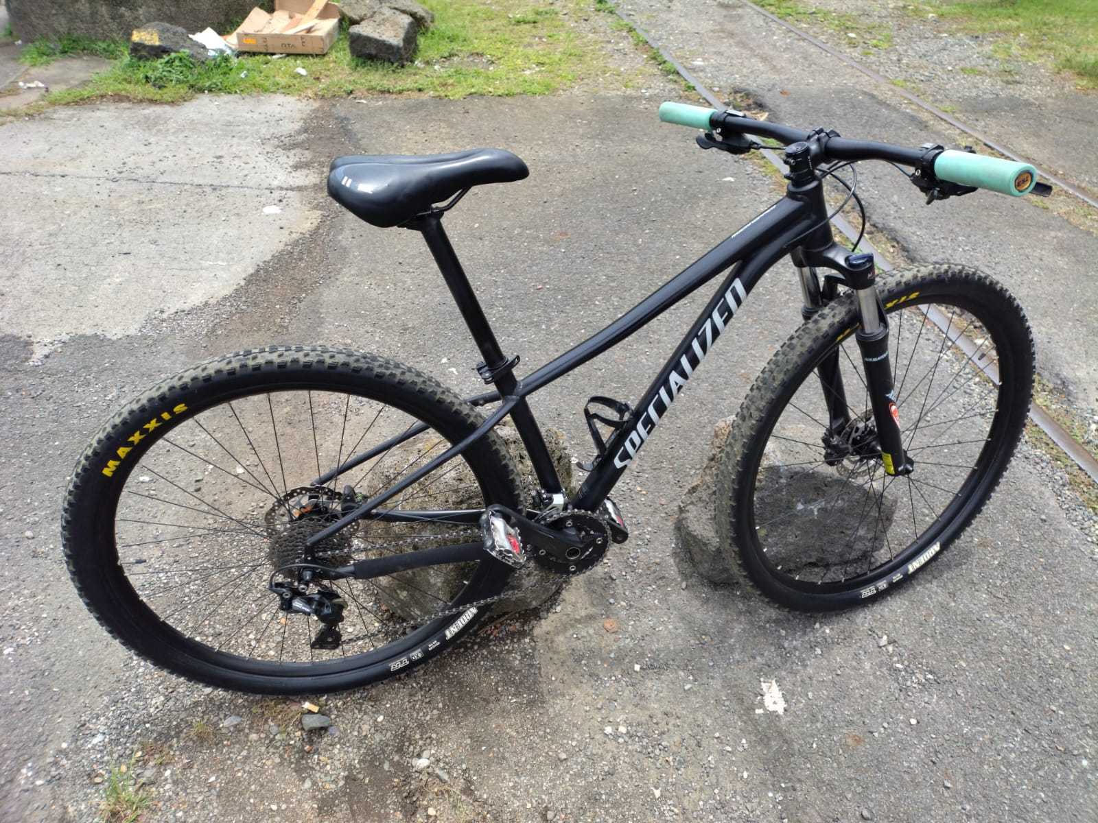 Precio 210 000,00 SPECIALIZED rockhopper Bicicleta 29 SPECIALIZED 2x10 con sistema bloqueo suspencion