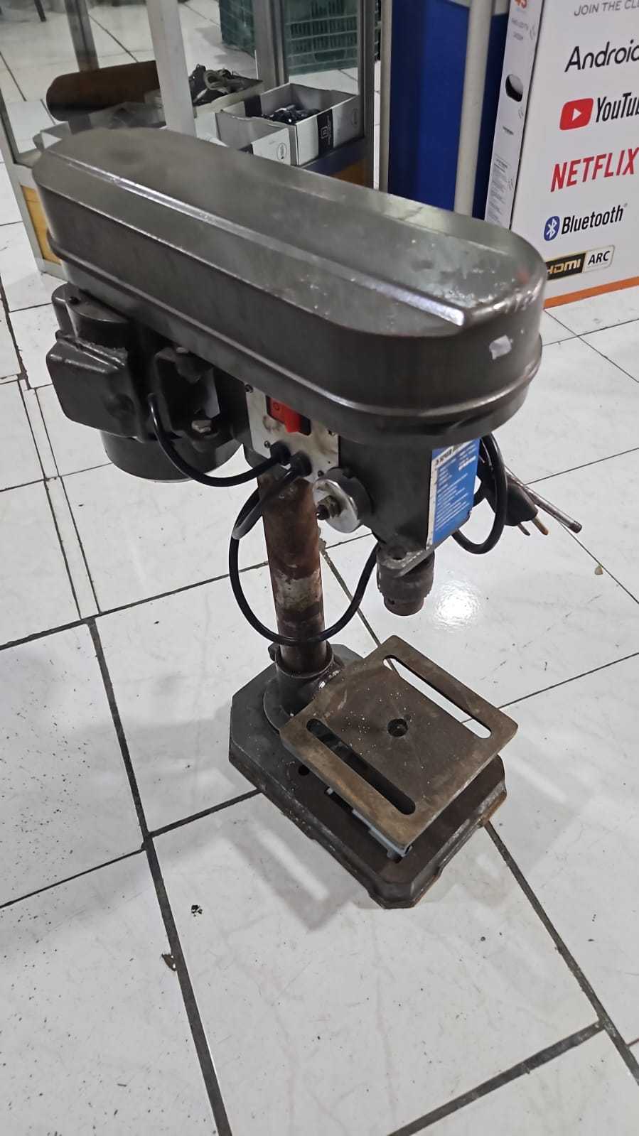 Precio 75 000,00 homiers  Taladro electrico de banco
