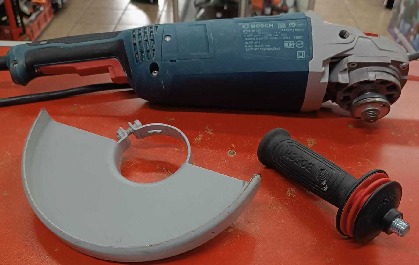 Precio 90 000,00 bosch gws 28 230 esmeriladora de 9 con puño y protector