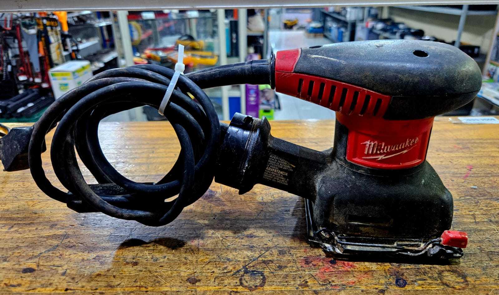Precio 35 000,00 milwaukee  Lijadora vibracion