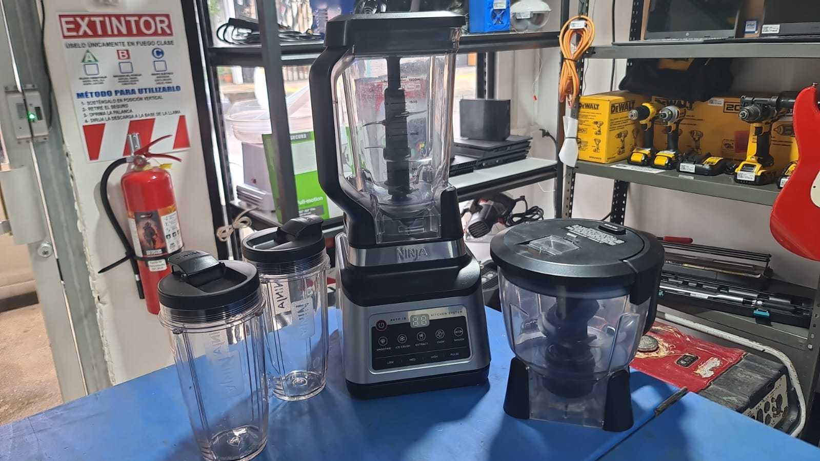 Precio 85 000,00 NINJA BN801LA LICUADORA PROFESIONAL