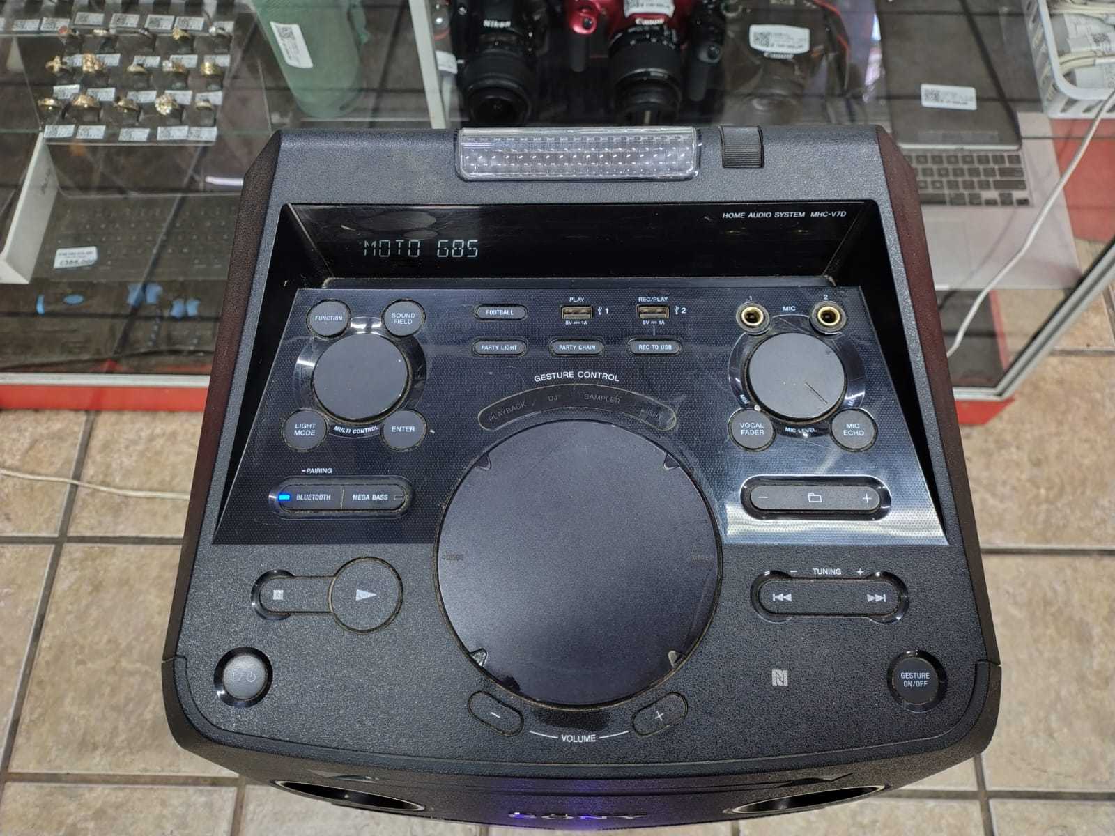 Precio 110 000,00 SONY mhc v7d Torre de sonido sin control