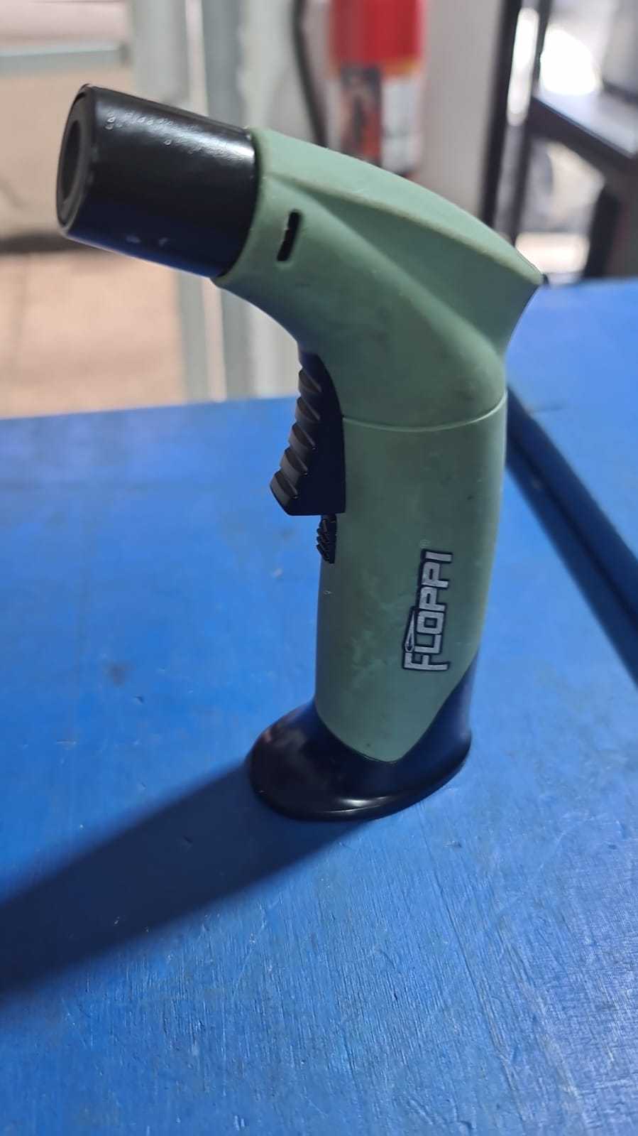 Precio 12 000,00 FLOPPI  SOPLETE RECARGABLE PEQUEÑO