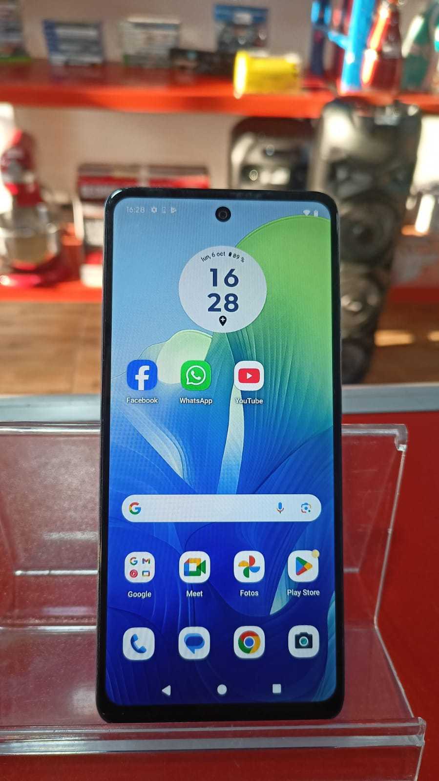 Precio 55 000,00 MOTO G04 MOTOROLA G04 4 RAM 128 GB SIN CARGADOR CON ESTUCHE