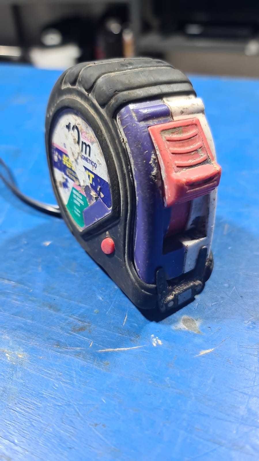 Precio 8 500,00 GENERICO  CINTA METRICA 10 METROS MAGNITICA