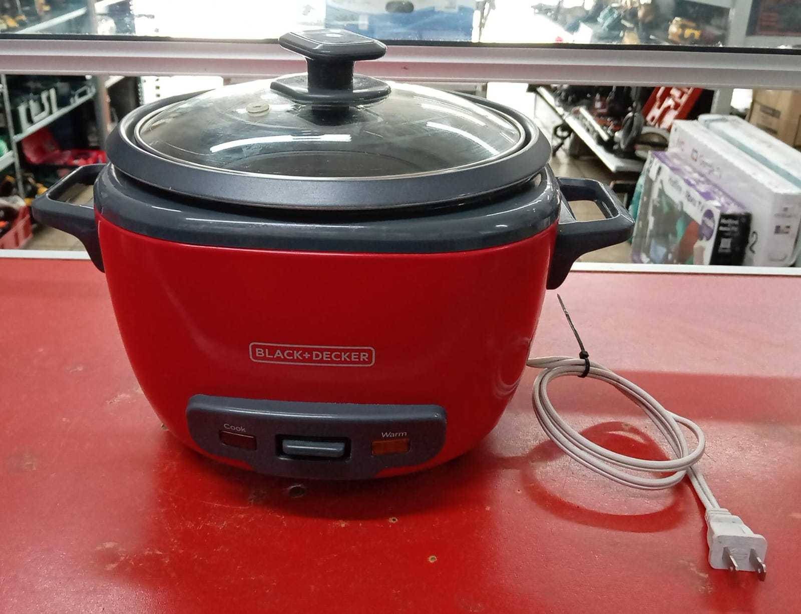 Precio 18 000,00 Black   decker rc514r Olla arrocera con capacidad para 14 tazas cocidas