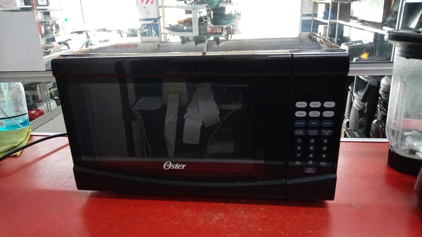Precio 50 000,00 oster ogke2702 microondas  700w