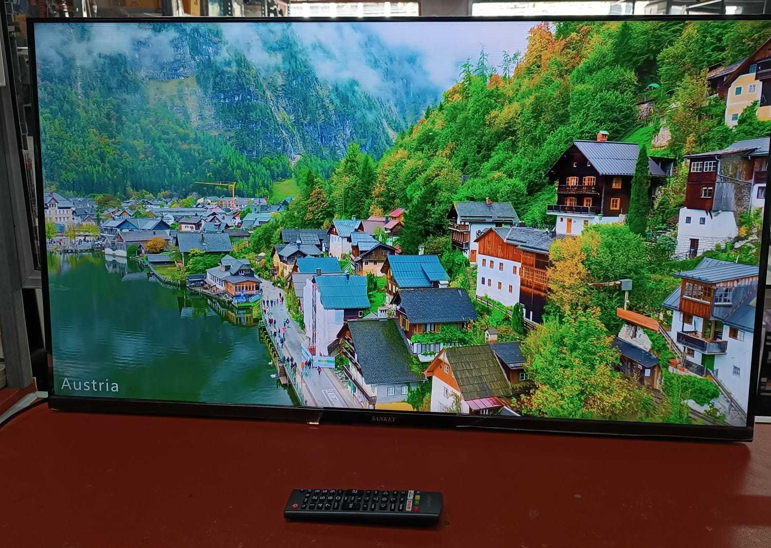 Precio 110 000,00 Sankey CLED 42DW9 Televisor LED Smart 42 HD  Sankey CLED 42DW9 sin patas y control en caja