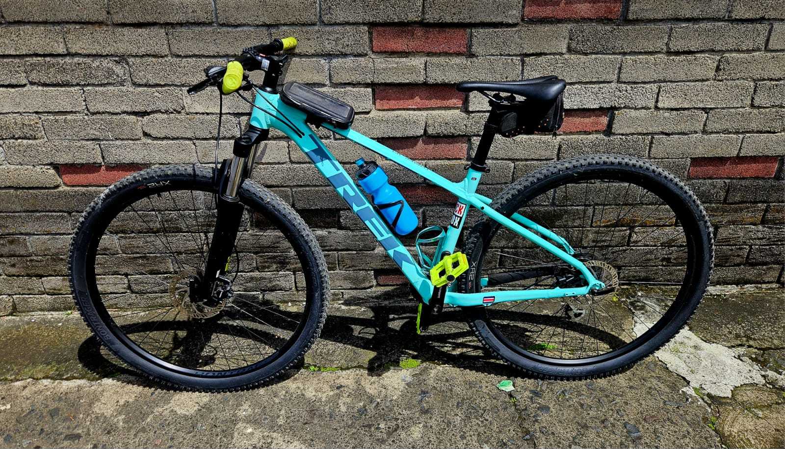 Precio 170 000,00 trek marlin Bicicleta 29 frenos hidraualicos piño 2x9 talla L