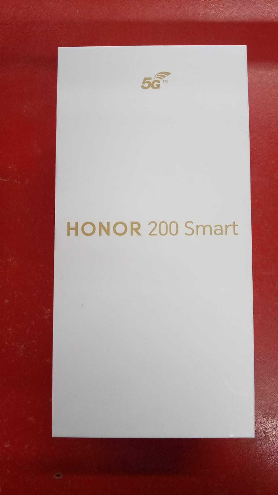 Precio 75 000,00 honor smart 200 celular 256gb ROM 4 GB RAM  EN CAJA con cargador