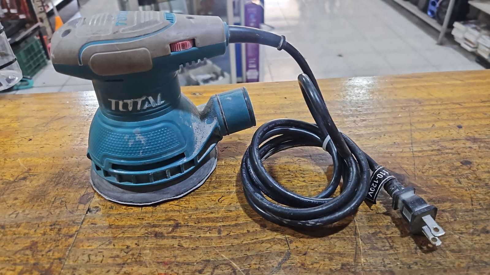 Precio 30 000,00 total  Lijadora electrica orbital