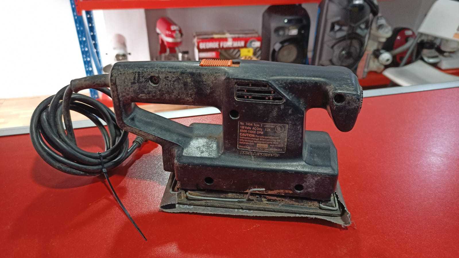 Precio 20 000,00 BLACK & DECKER  LIJADORA BLACK & DECKER