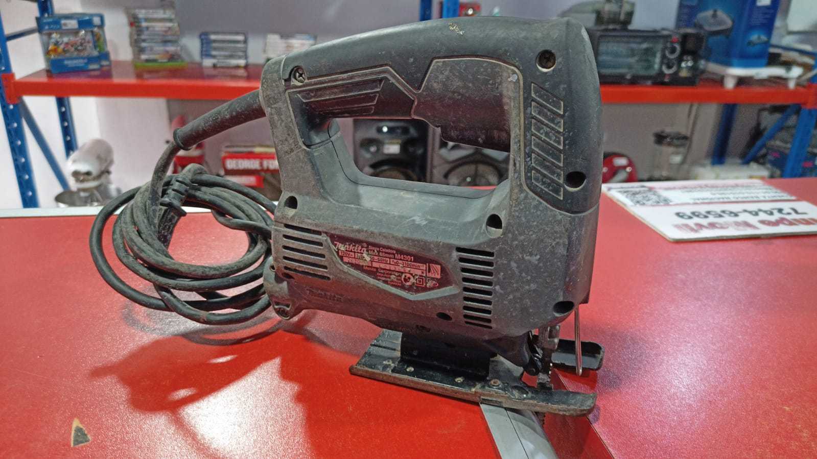 Precio 40 000,00 MAKITA  Caladora Makita MT 18mm 3100 CM M4301G