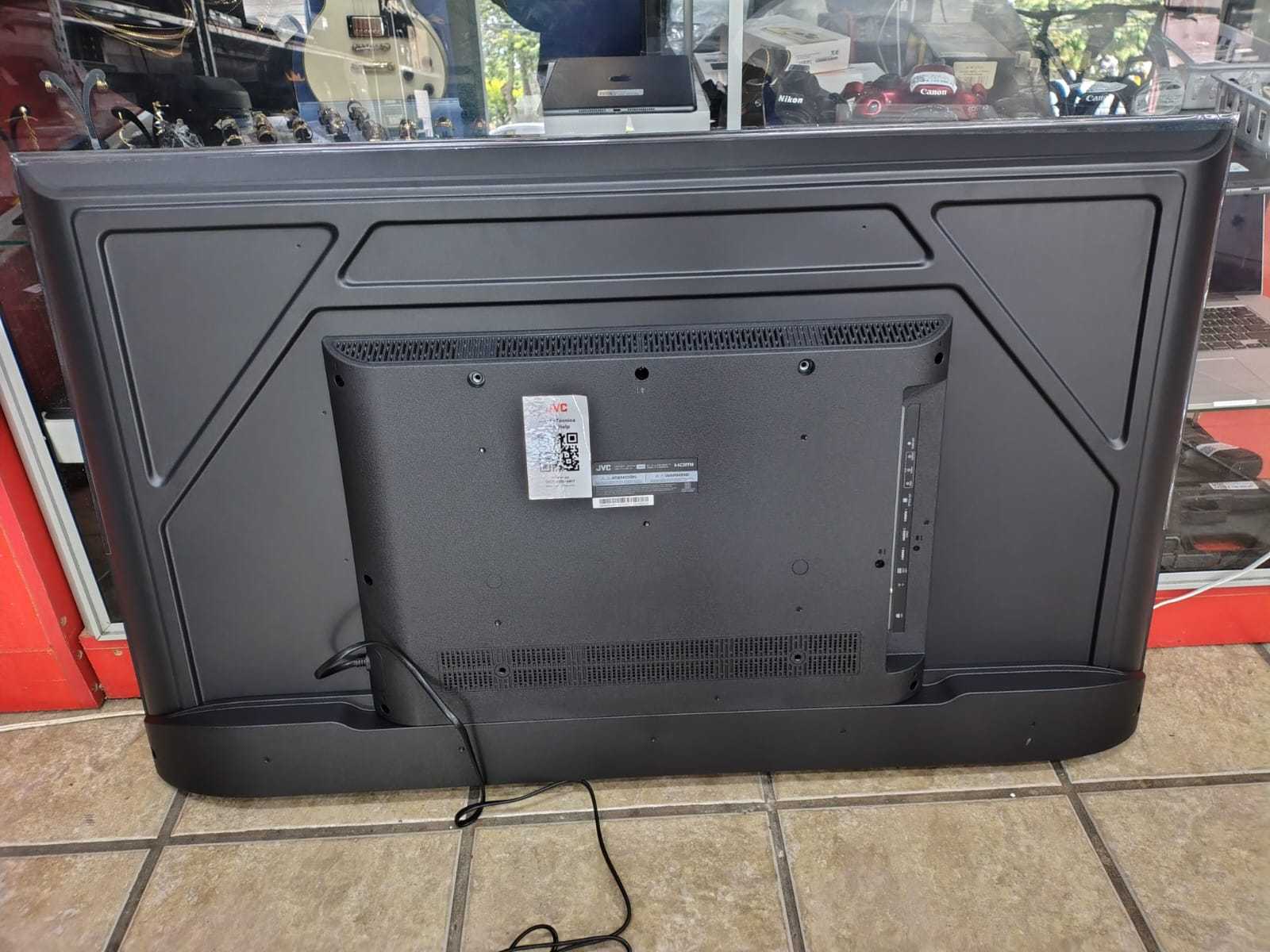 Precio 155 000,00 JVC LT-50KM548 JVC 50 Pulgadas Smart Google 4K LED UHD TV LT-50KM548 nueva en caja