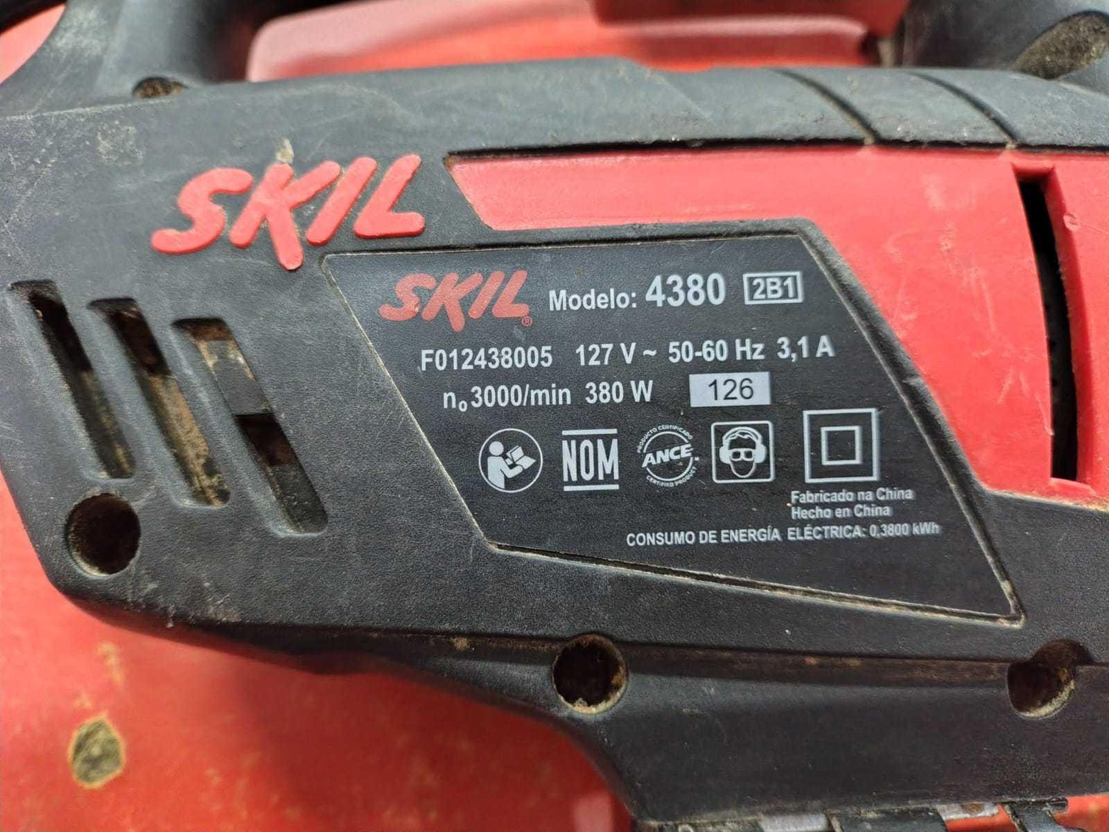 Precio 22 000,00 Skil 4380 Caladora Skil de mano modelo 4380