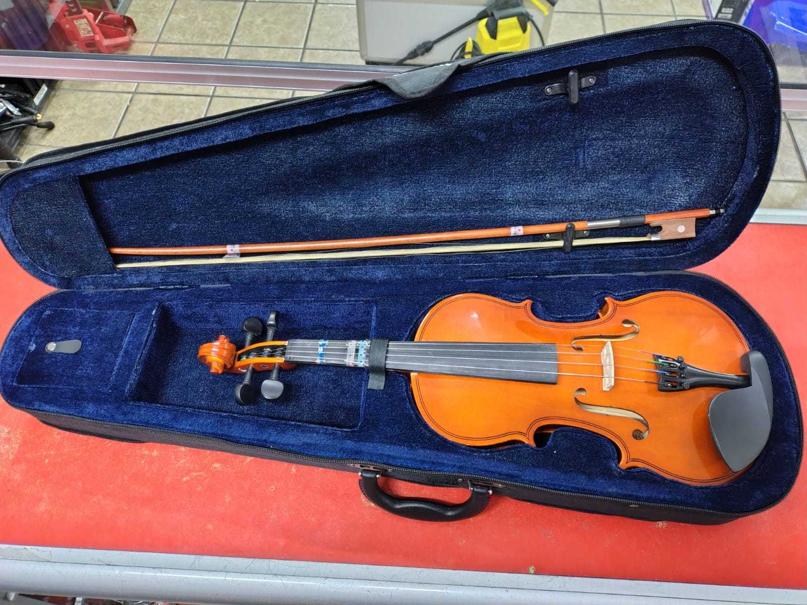 Precio 55 000,00 Cervini Modelo: HV-50 34 Violín CERVINI Beginner 34 Modelo: HV-50 34