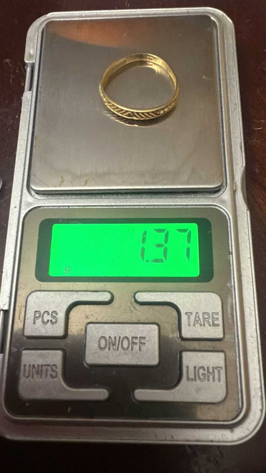 Precio 34 250,00   anillo delgado talla  8 y medio