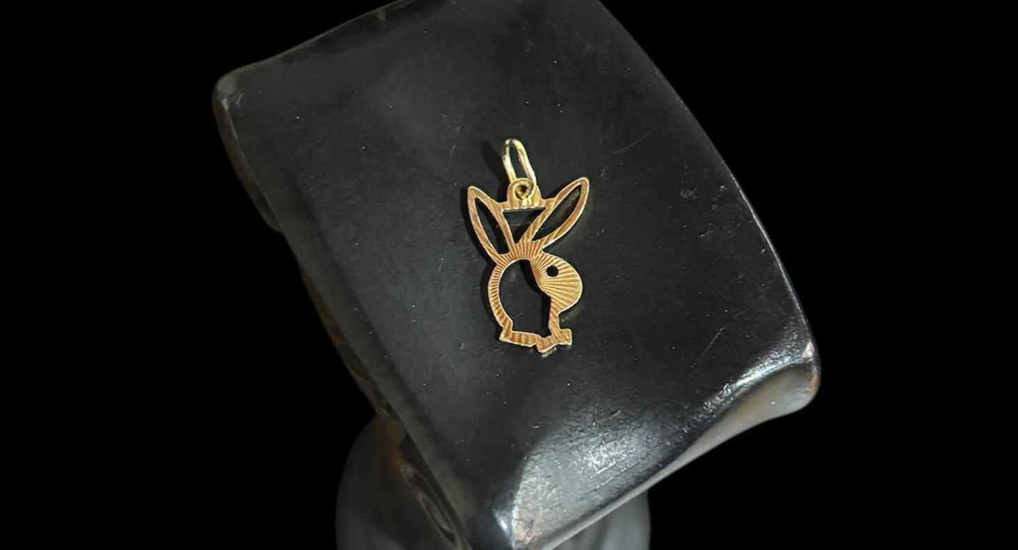 Precio 22 000,00   Dije conejo 2cm 0.5g 10k