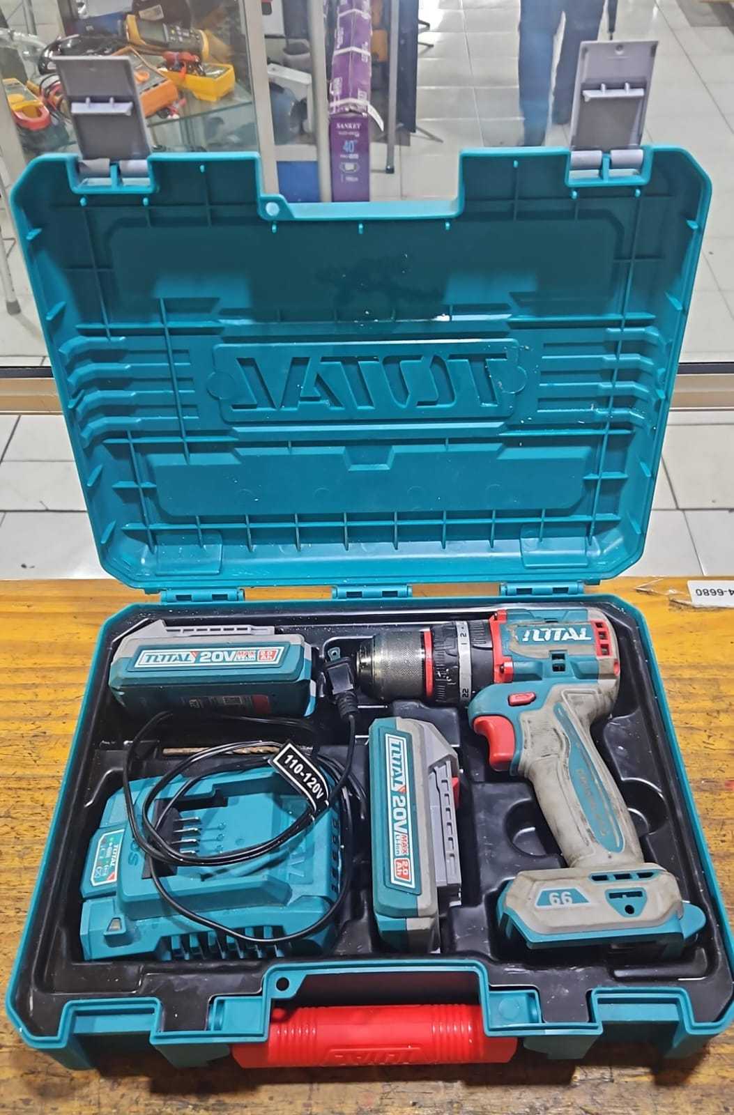 Precio 80 000,00 total brushless utdli2002 Taladro inalambrico con 2 batrias 20v y cargador