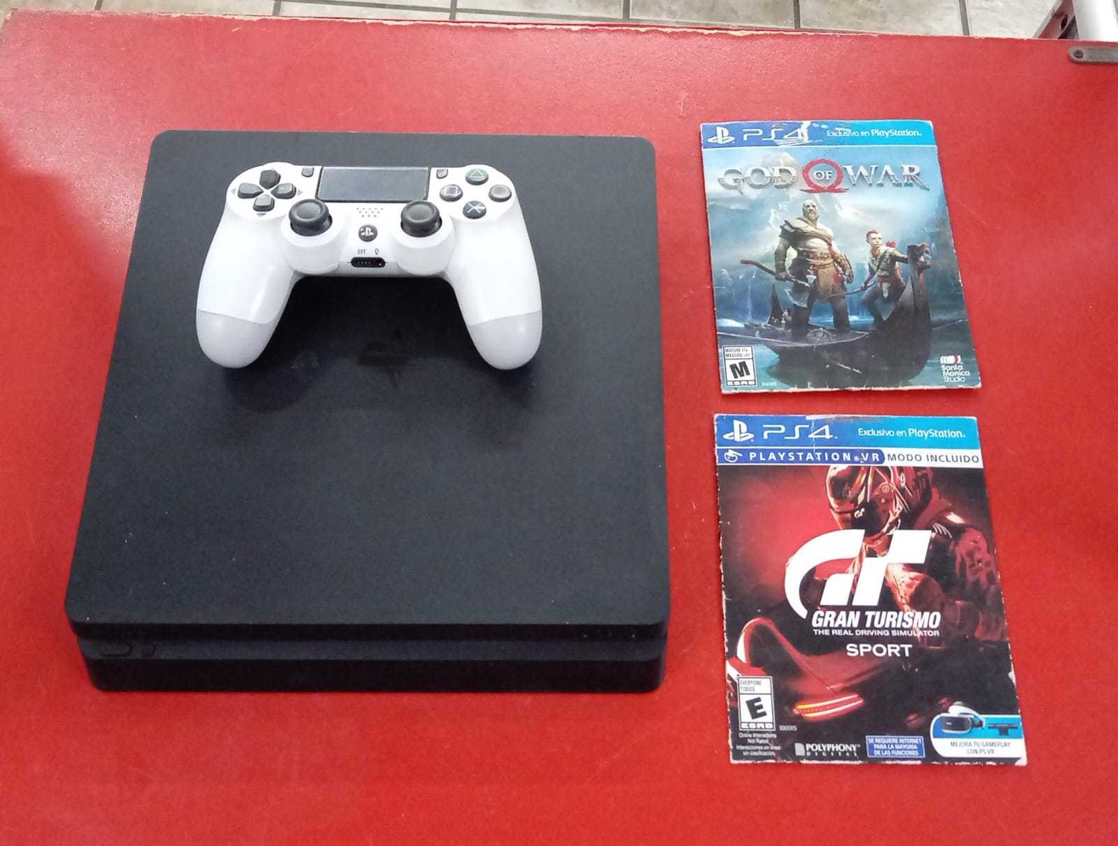 Precio 90 000,00 SONY cuh 2115b Consola de ps4 Slim 1tb  control y cable hdmi   y de poder