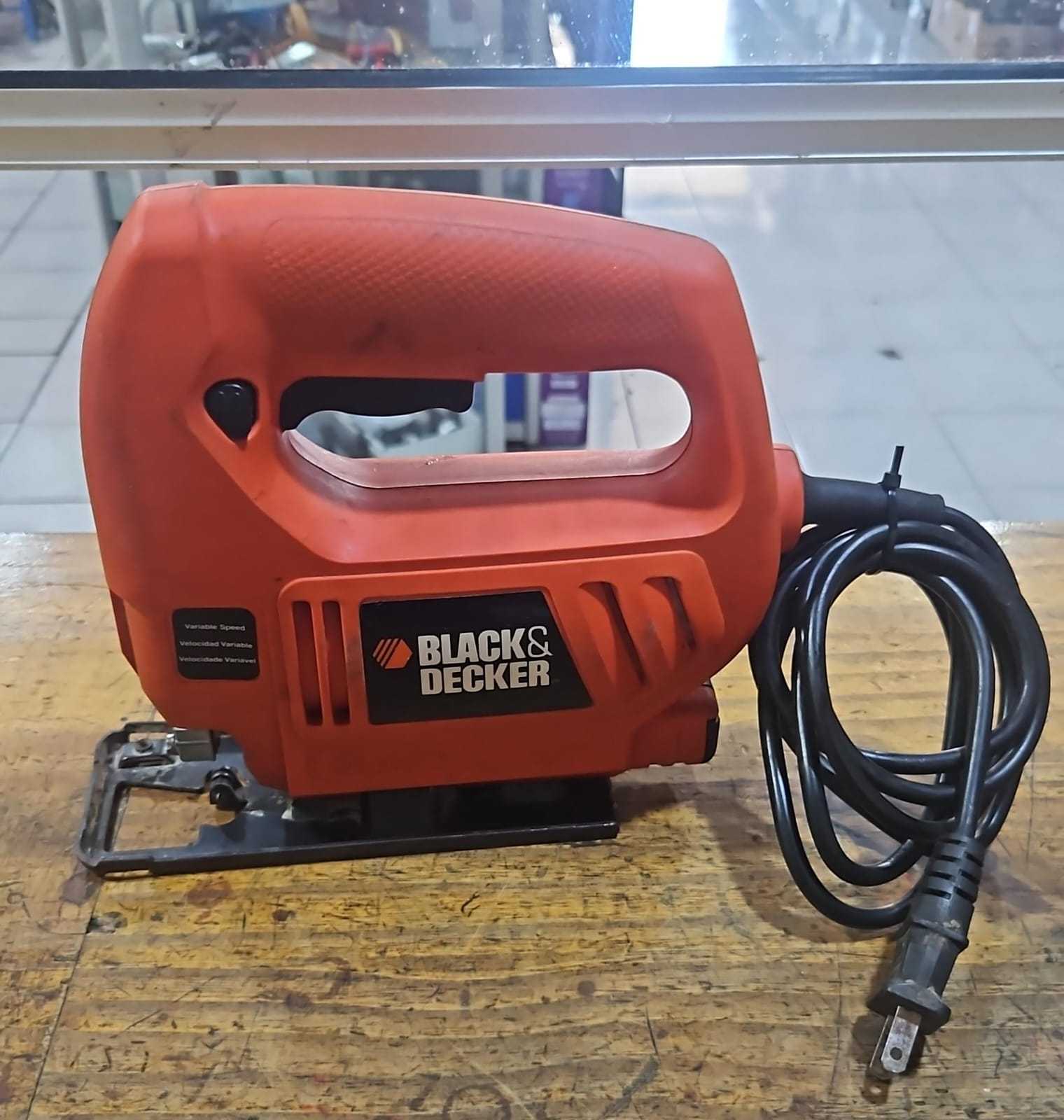 Precio 22 000,00 black decker  Caladora electrica
