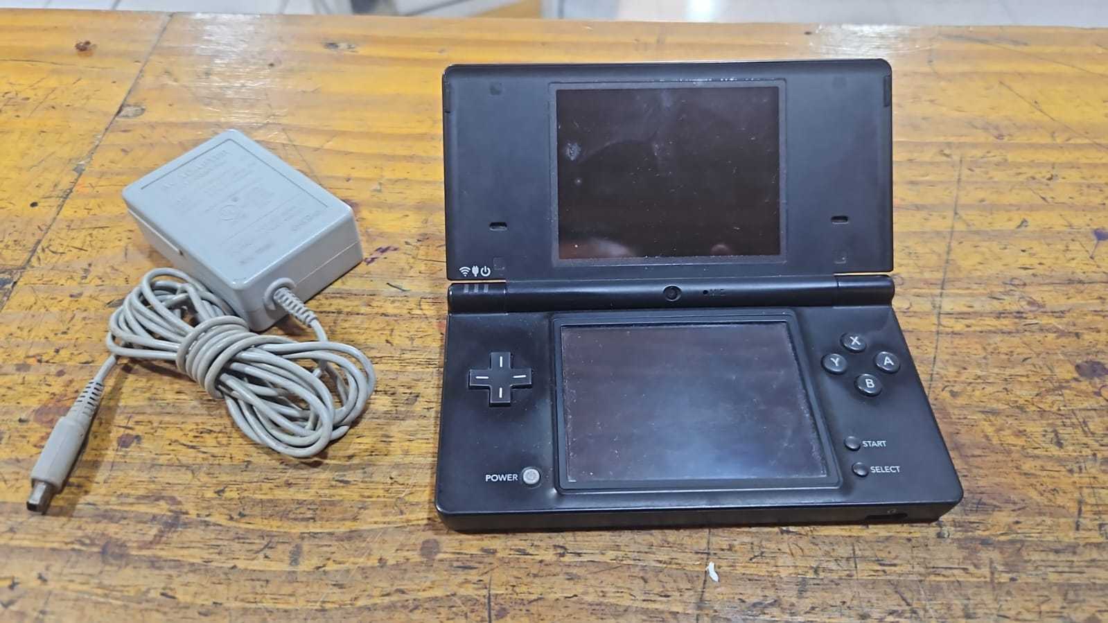 Precio 45 000,00 nintendo DSI Consola con cargador