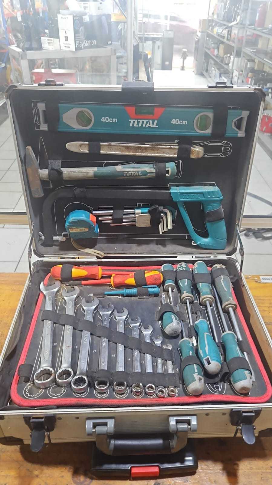 Precio 120 000,00 total thkthp21476 Maletin de herramientas variadas 147 piezas