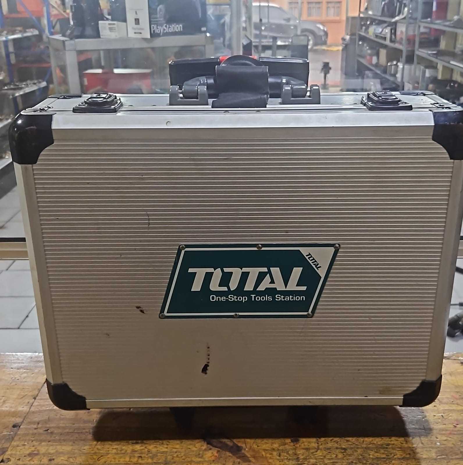 Precio 120 000,00 total thkthp21476 Maletin de herramientas variadas 147 piezas