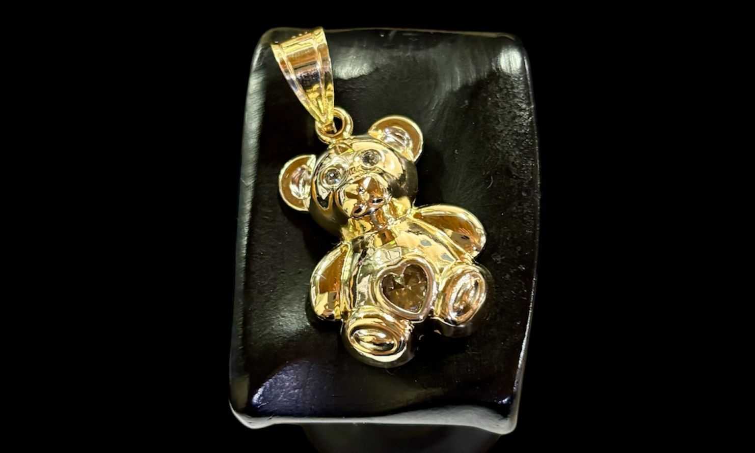 Precio 110 000,00   Dije oso grande 4cm 4g 10k